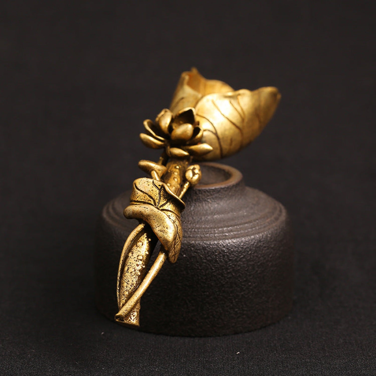 Golden brass lotus leaf tea scoop with handle, botanical artisan tea shovel for measuring loose leaf tea.
